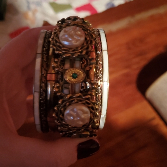 Magical Dreams Fairytale Bracelet - Picture 3 of 8